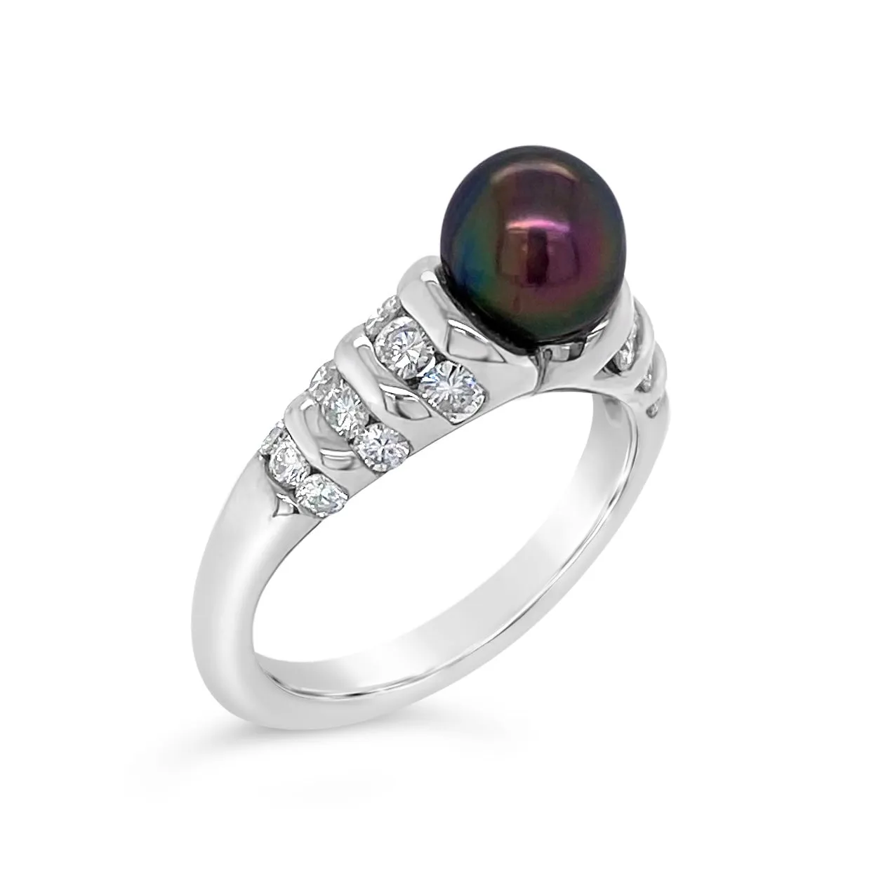 Black Cultured Pearl & Diamond Ring
