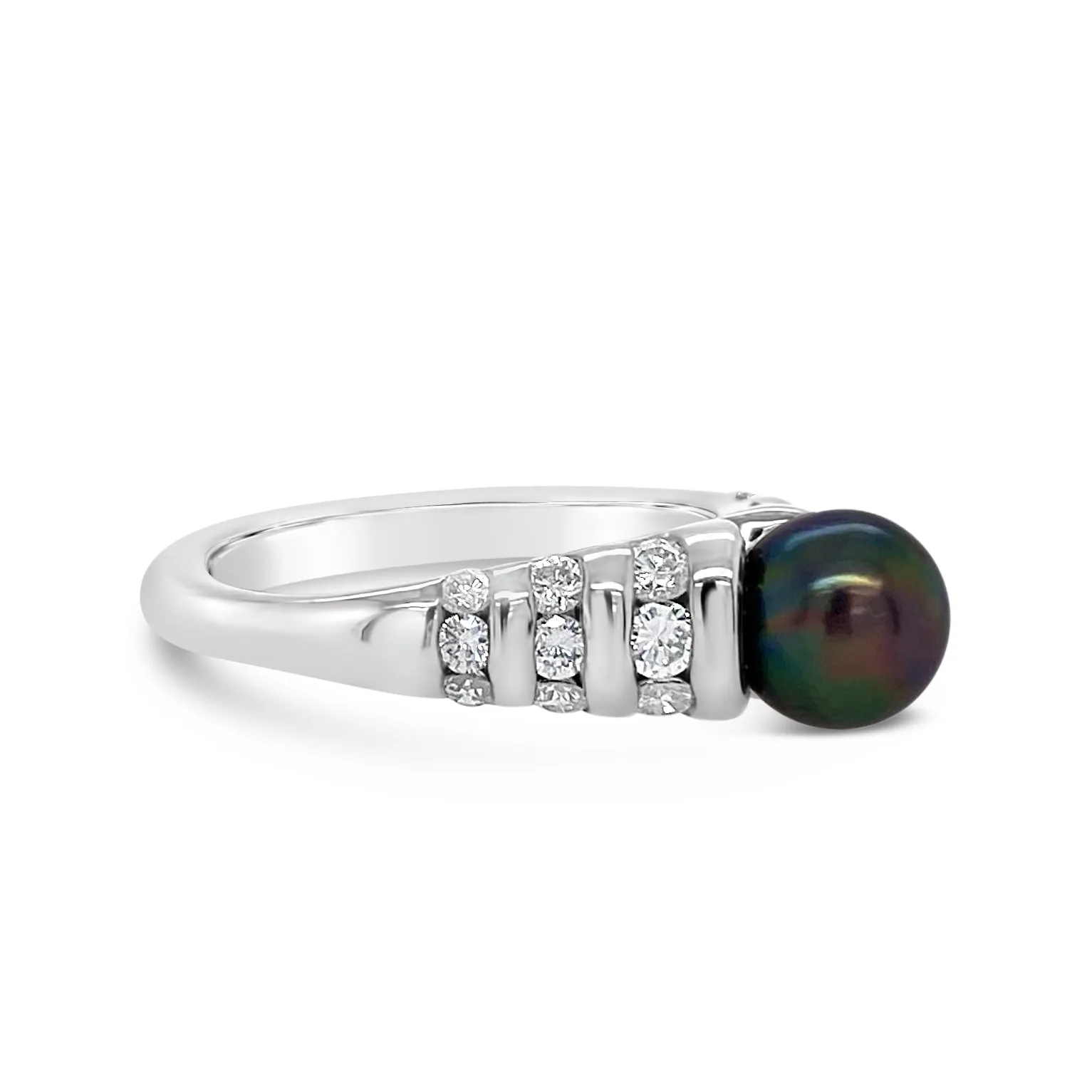 Black Cultured Pearl & Diamond Ring