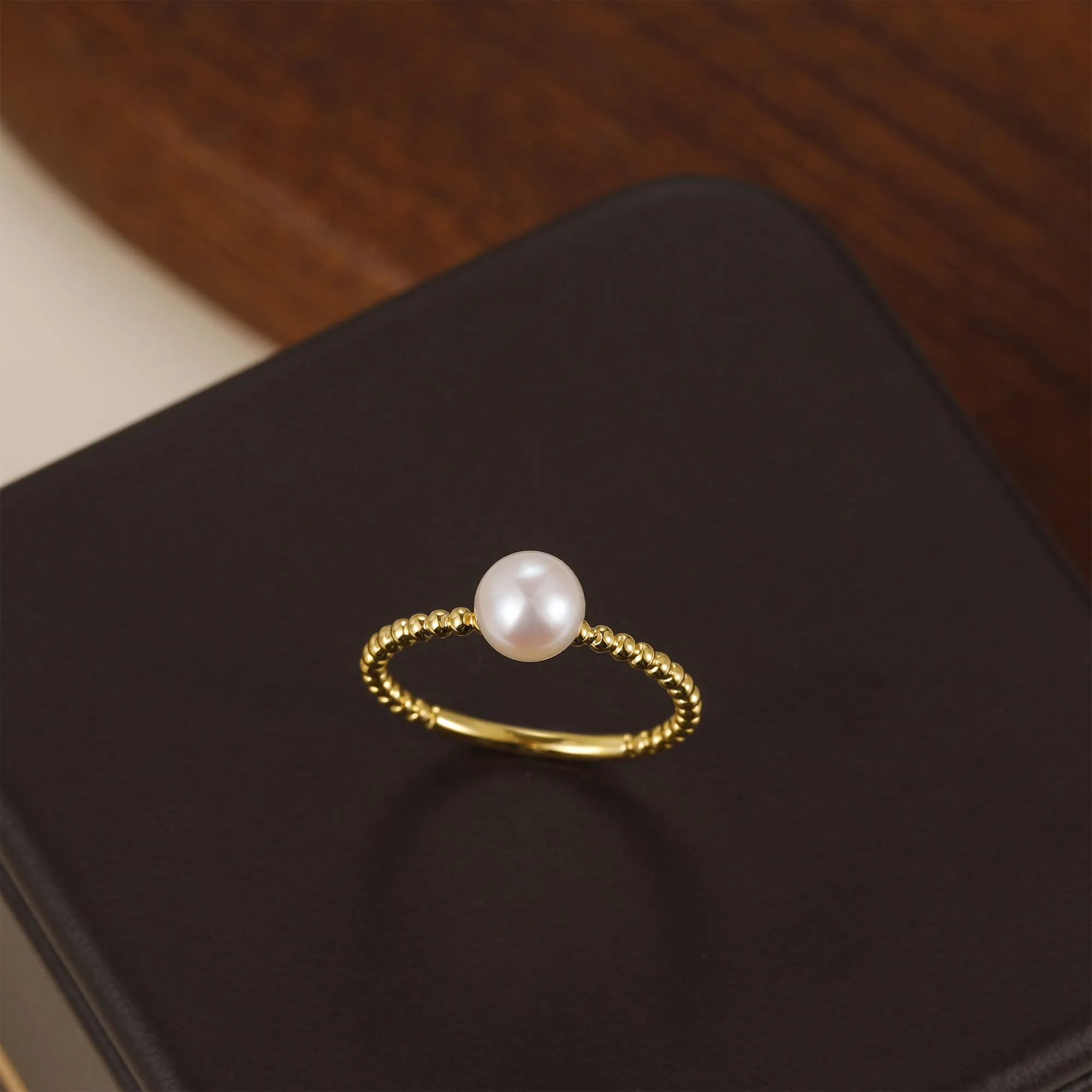Freshwater Pearl Twisted Rope Ring