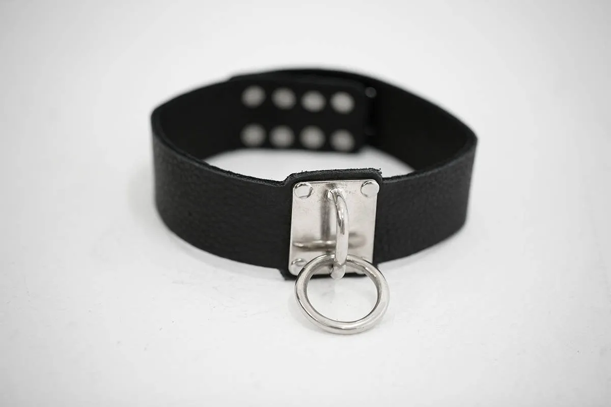 LOVE IN VEIN Softest Black Leather and Metal O-Rang Collar Choker